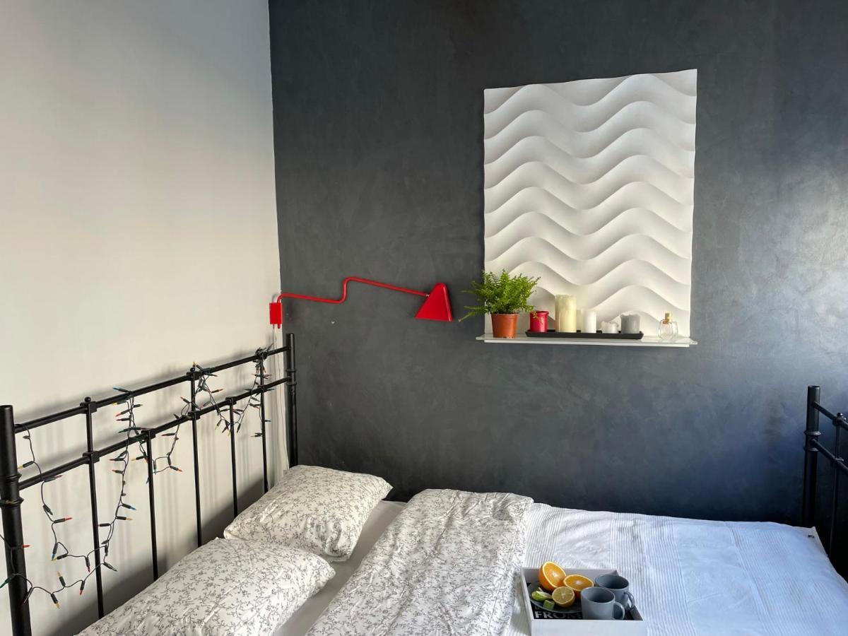 Grey Gucci Apartment City Center Warschau Exterior foto